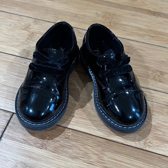 Zara Shoes Zara Toddler Girl Black Patent Leather Oxford Shoes
